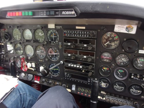 Dashboard of the Robin DR-48 we flew (F-GGHT).