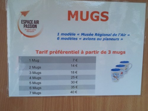 Mugs prices at the Museum Espace Air Passion.