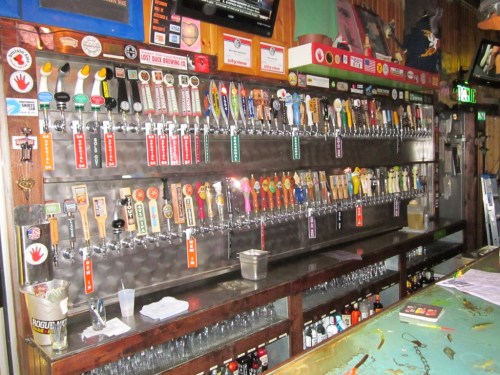 El Bait Shop 180 beer taps.