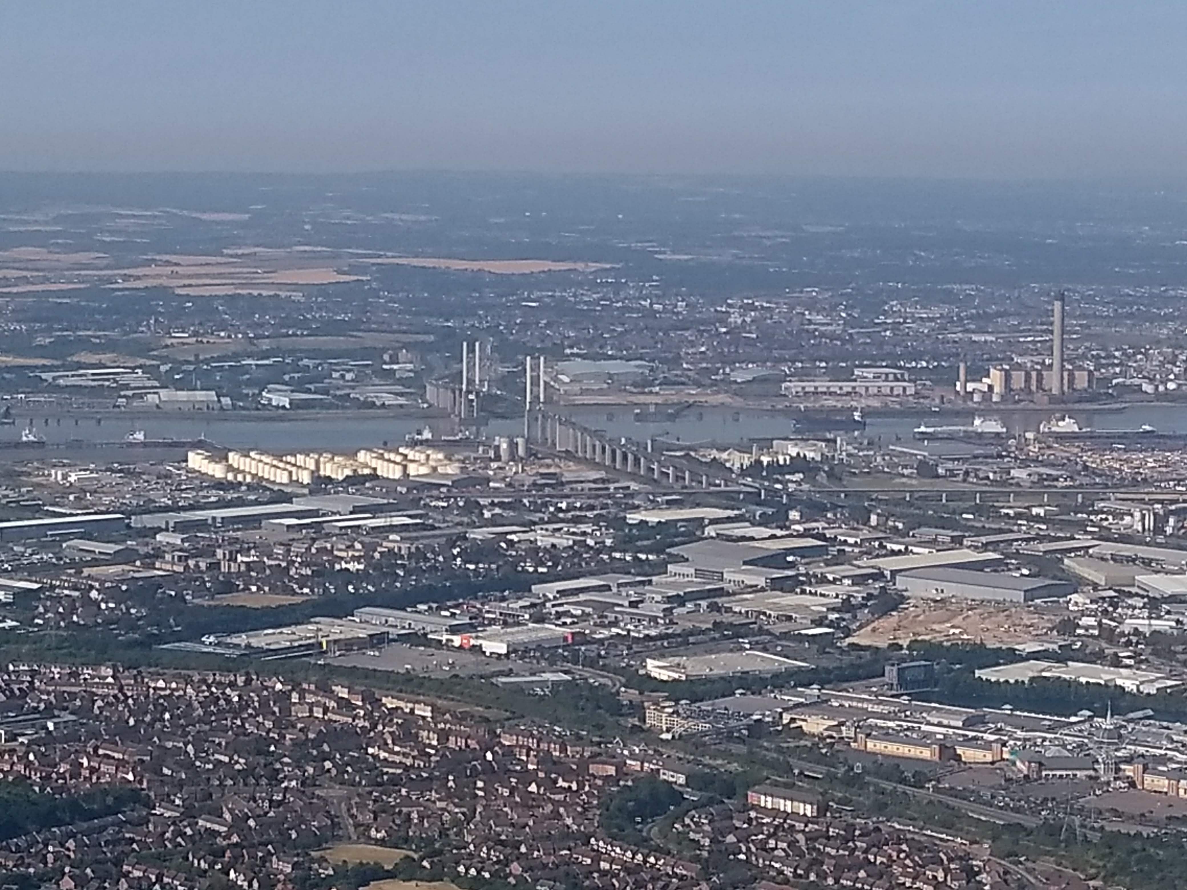 25_Qeen E II bridge &amp; Littlebrook Power Station