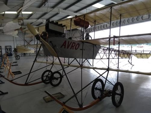 9_Avro Triplane